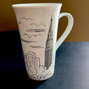 222 FIFTH City Scenes NEW YORK Porcelain latte tall mug EUC